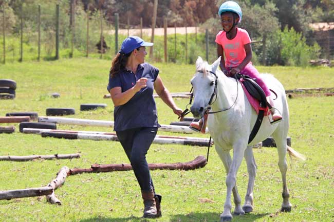 Whether a guest or a visitor, we have beautiful, well-trained ponies for safe pony rides near Plett.  We also host Plett Pony Parties.
